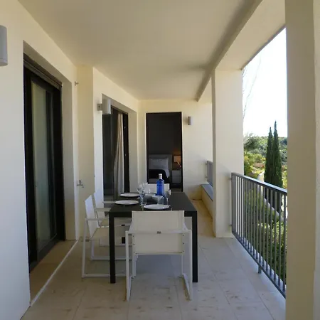 Luxurious With Area Apartment Marbella
