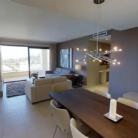 Luxurious With Area