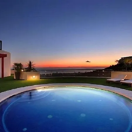 Luxurious With Area *